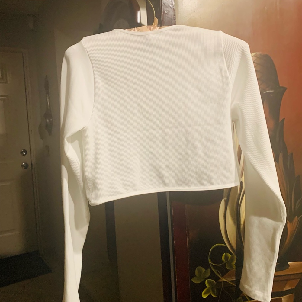 Fct bascs crop top XL new! - Picture 3 of 5